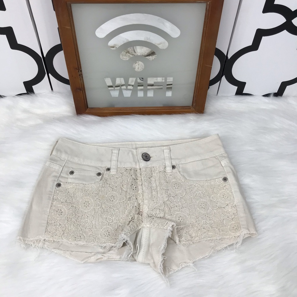 AEO Cream Jean Shorts
